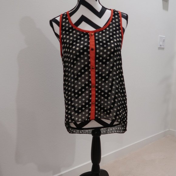 Polka Dot Sleeveless Top with Long Back Hem - Picture 1 of 7